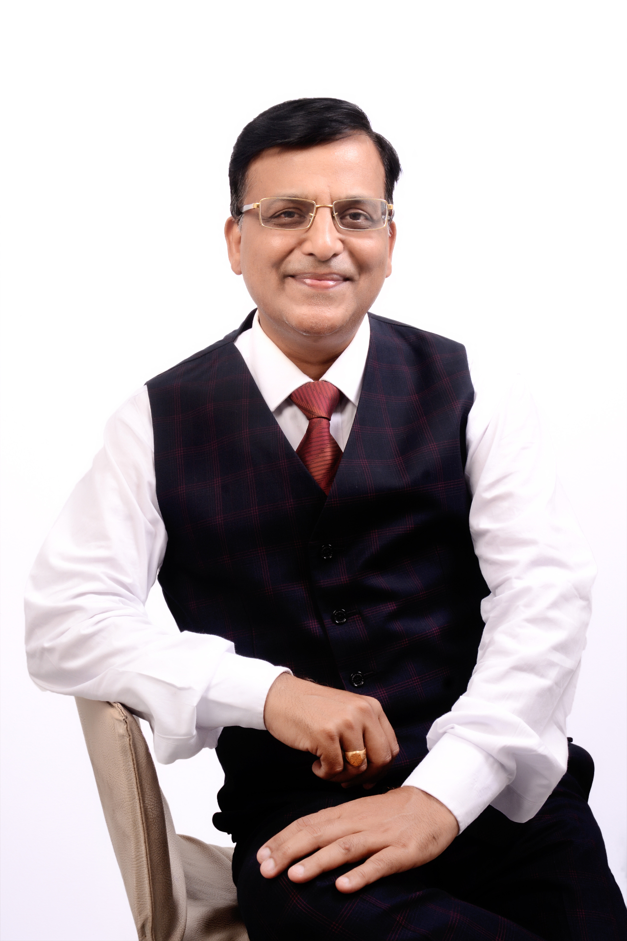 Dr. Anant Digraskar, CEO, ConsultValiant FZC, Dubai, United Arab Emirates